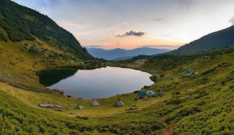 Озеро Ворожеска окутано легендами, полными фатализма